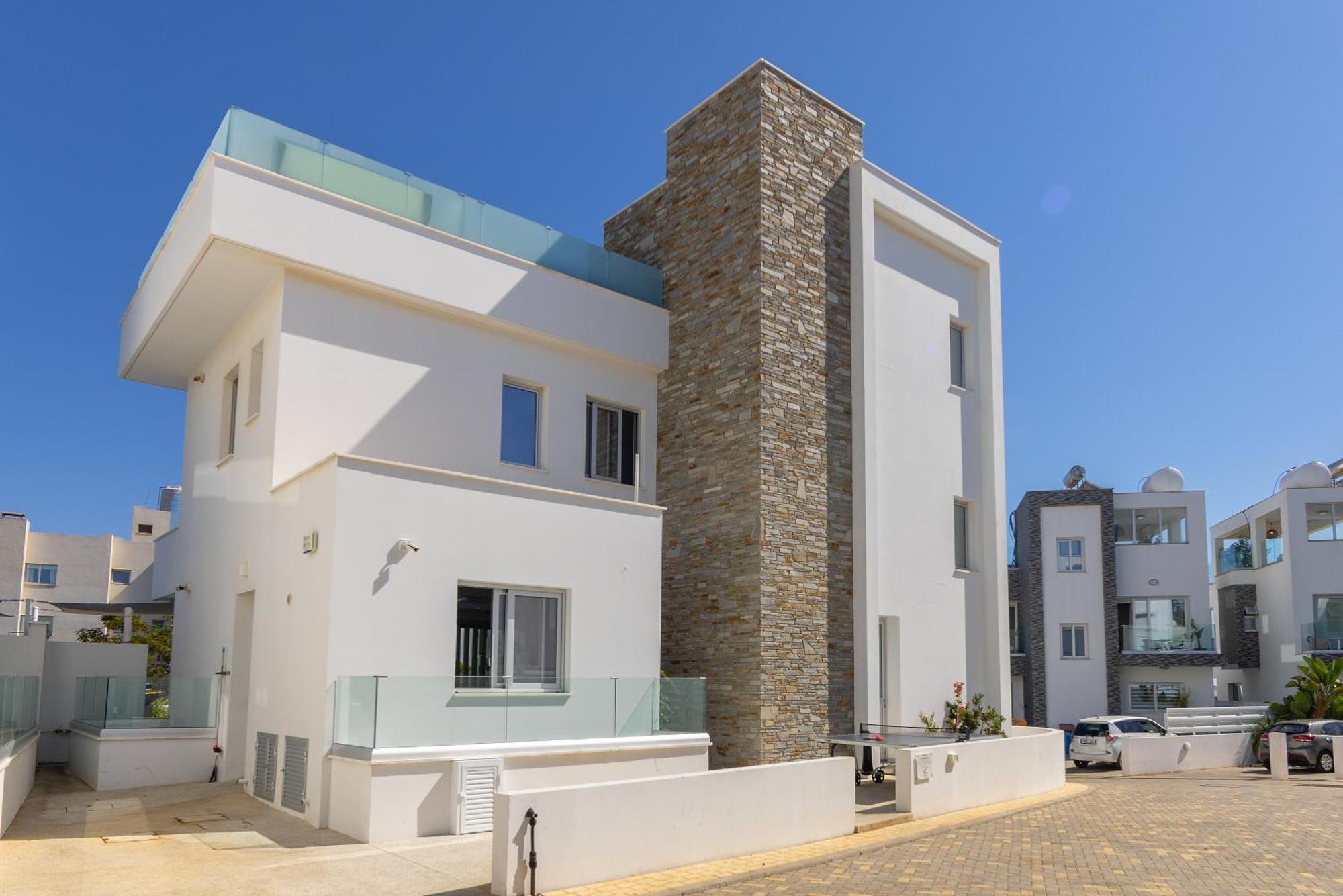 Fig Tree Bay Residences 6 プロタラス エクステリア 写真