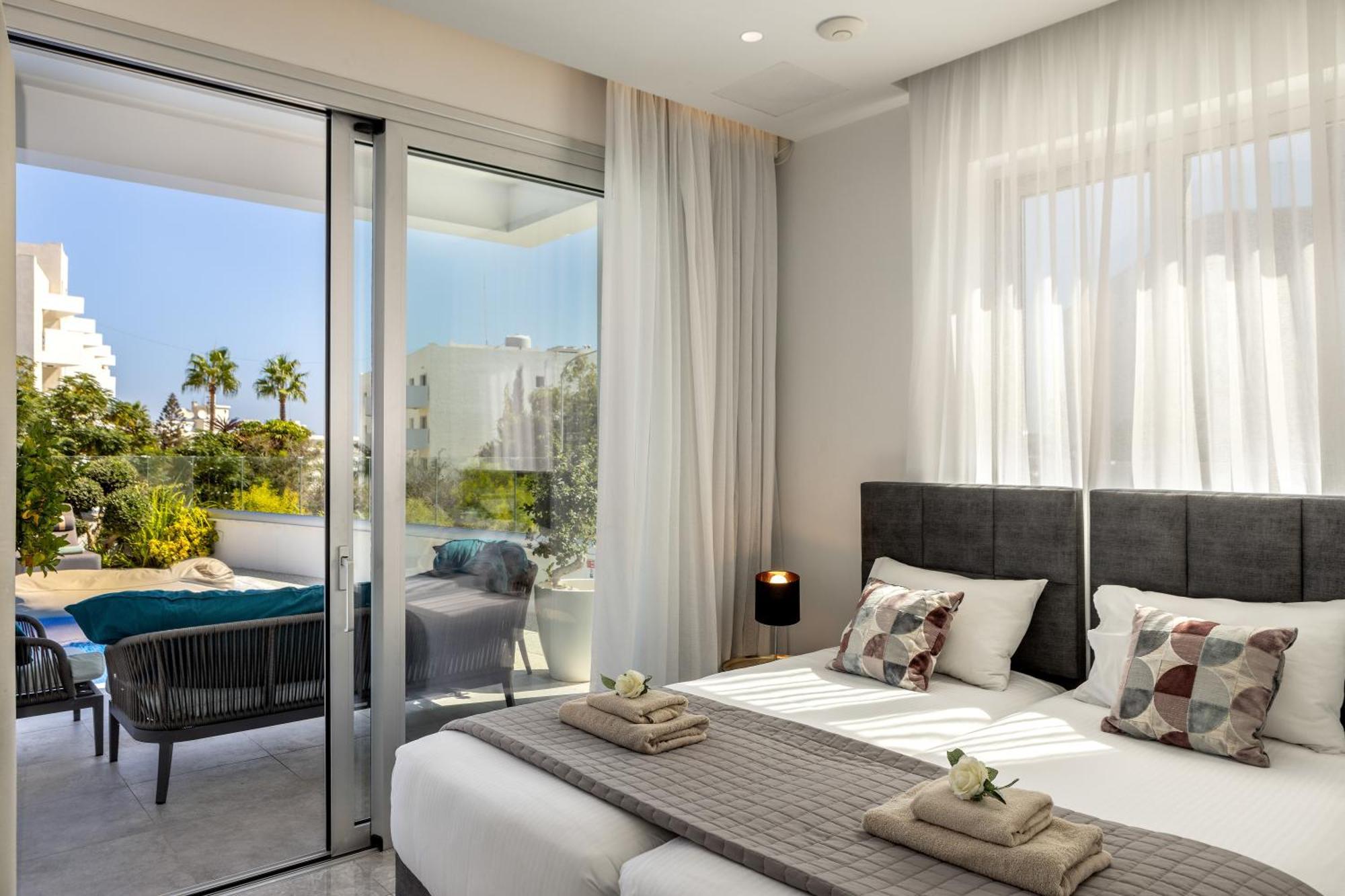 Fig Tree Bay Residences 6 プロタラス エクステリア 写真