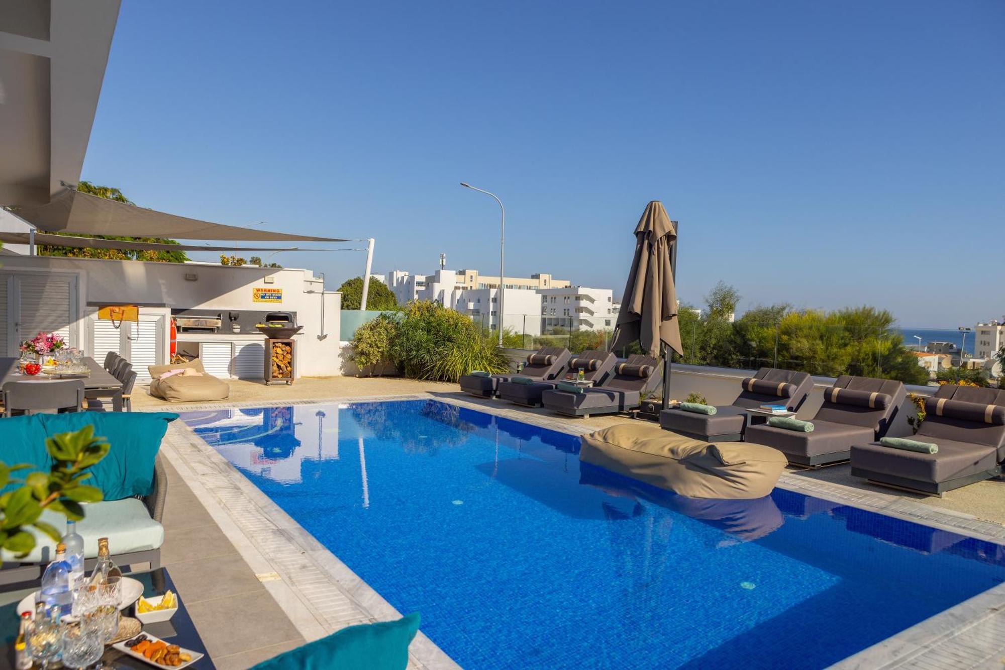 Fig Tree Bay Residences 6 プロタラス エクステリア 写真